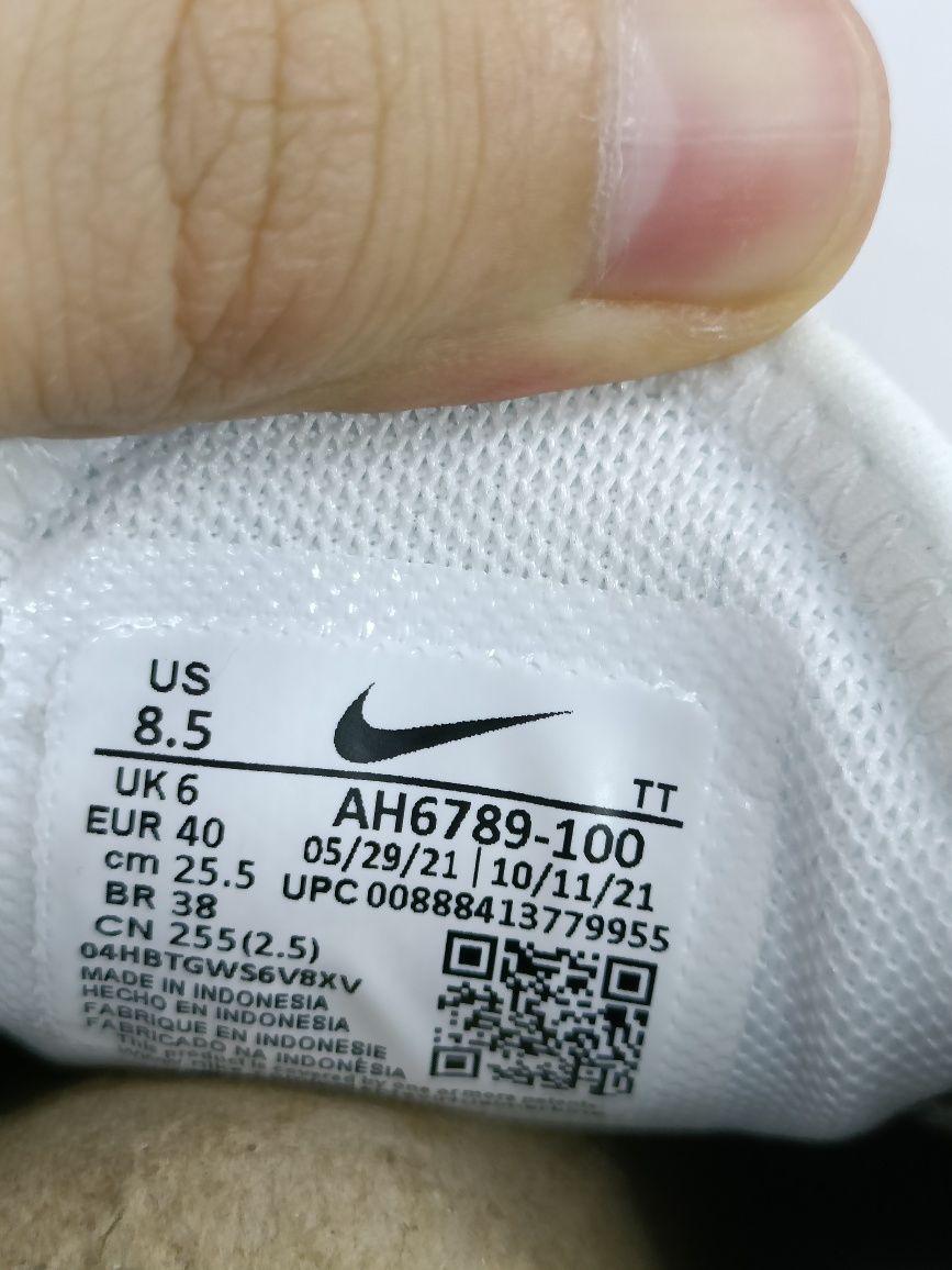 Nike Air Max 270 номер 40