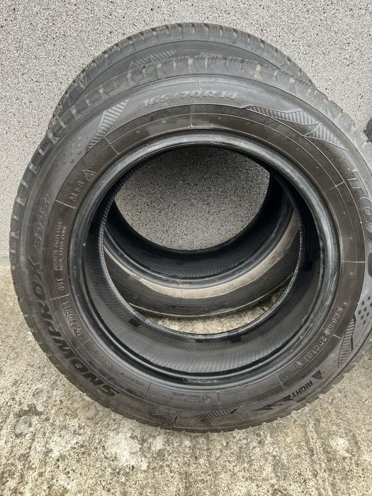 Зимни гуми 165/70/14 TOYO