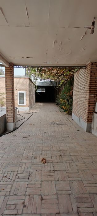 Ховли, дом, участок Богишамол ГУВД