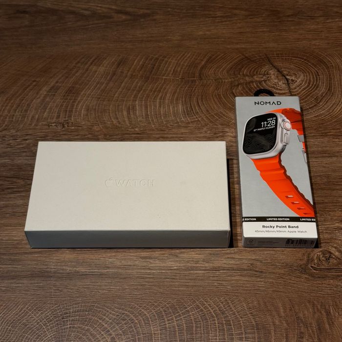 Apple Watch Ultra 2, Milanese Loop, Natural Titanium + каишка Nomad