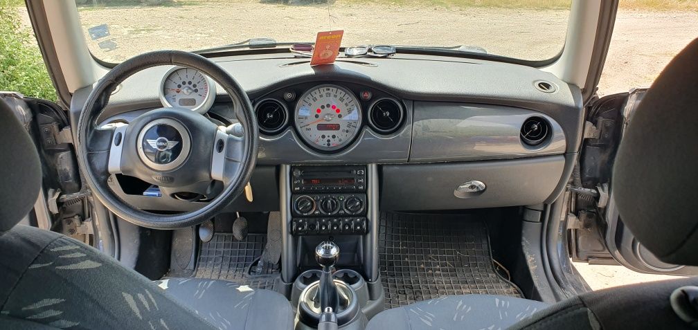 Мини Купър 1.6 116к.с на части Mini Cooper r50 1.6 116 na chasti