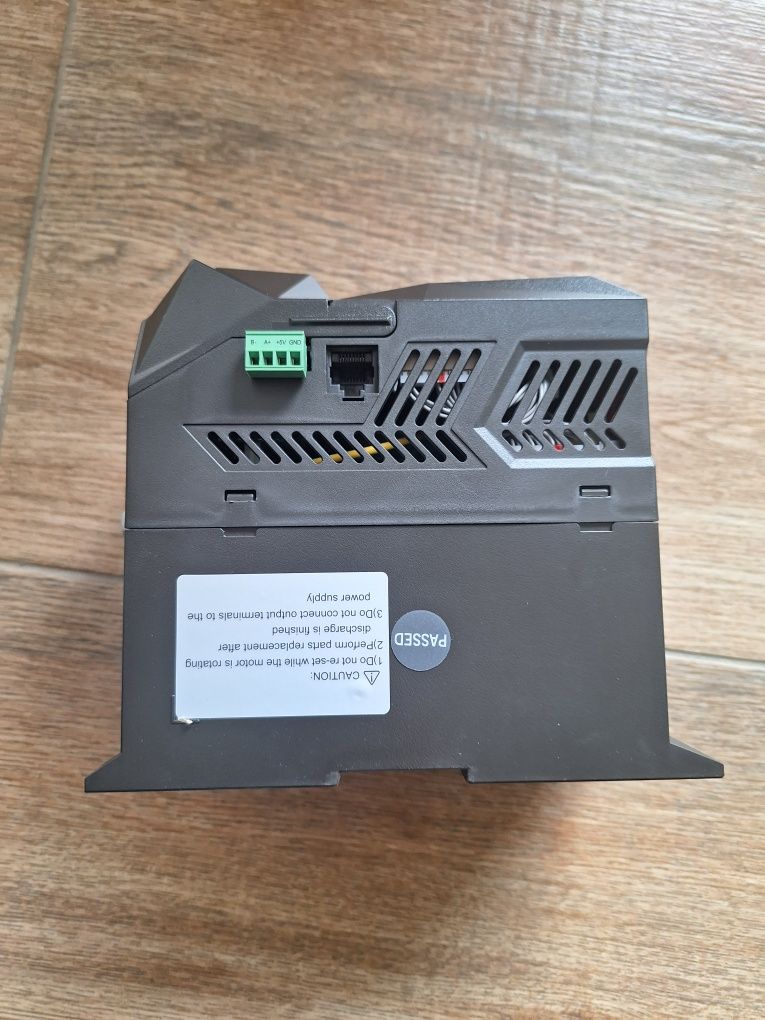 Convertizor frecventa 0.75kw