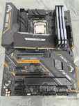 Продавам компютърна конфигурация с Intel Core i9-9900K CPU на части
