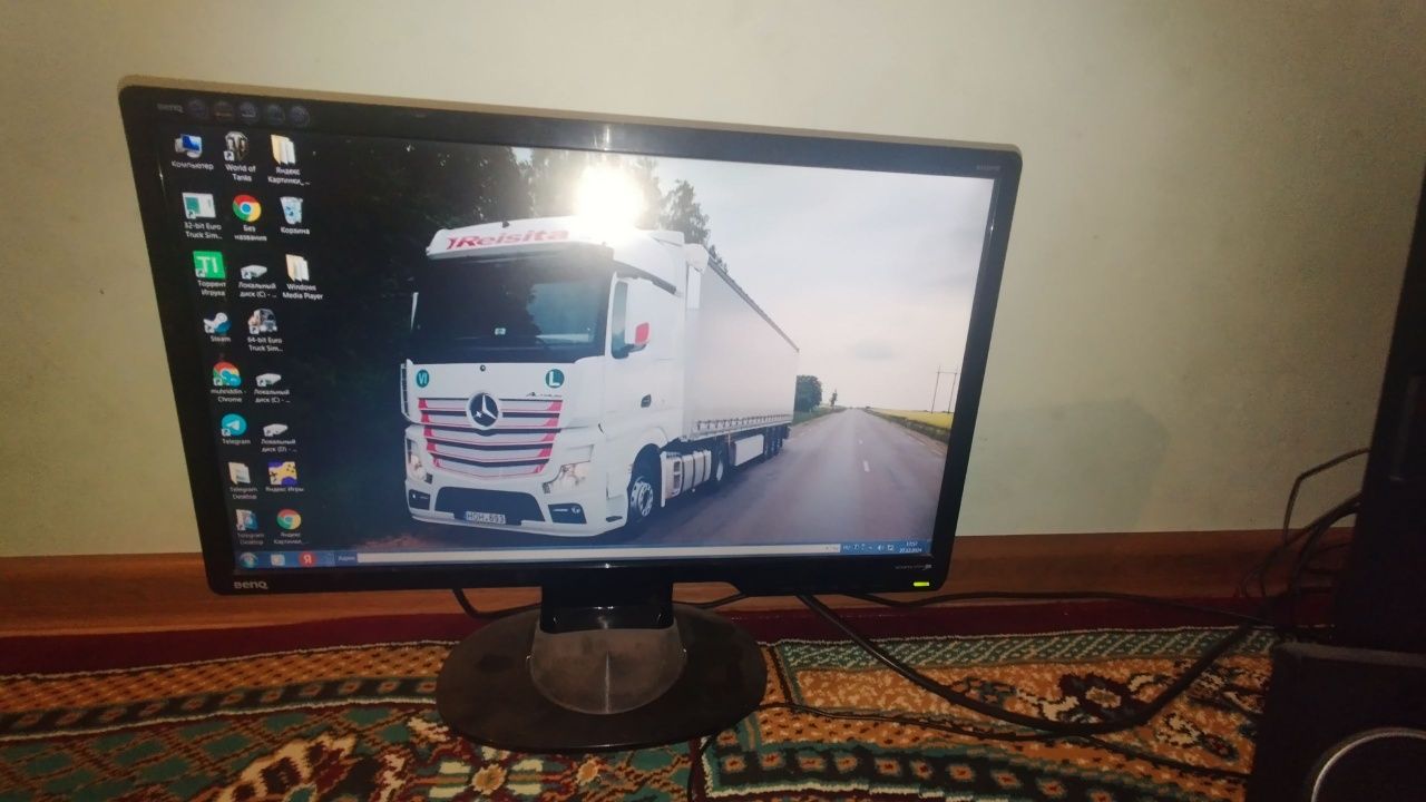 Kampuyter windows.7 sotiladi srochna