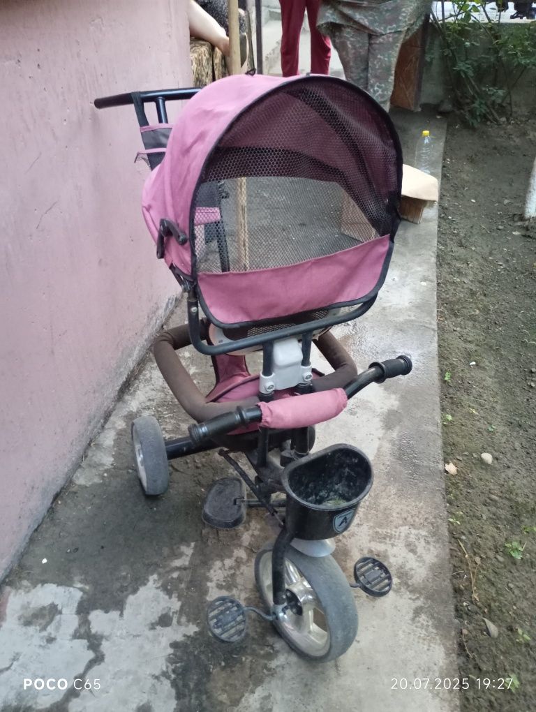 Продаётся детский велосипед коляска. Киргили