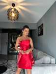 Rochie eleganta fundita