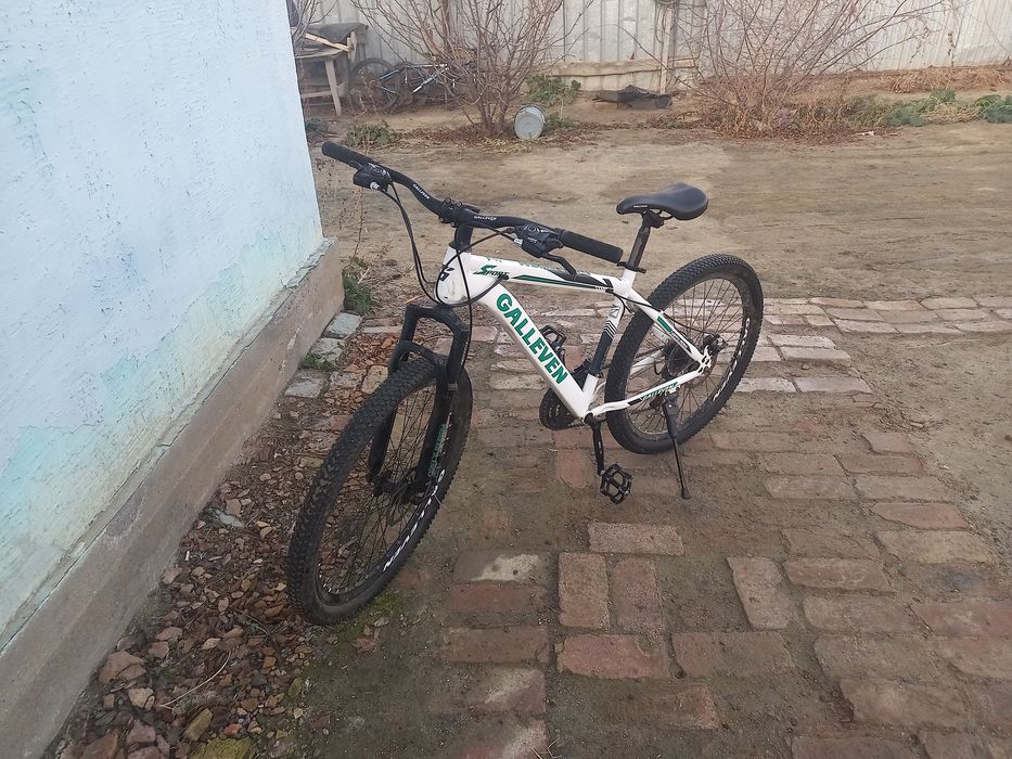 Спортивный велосипед