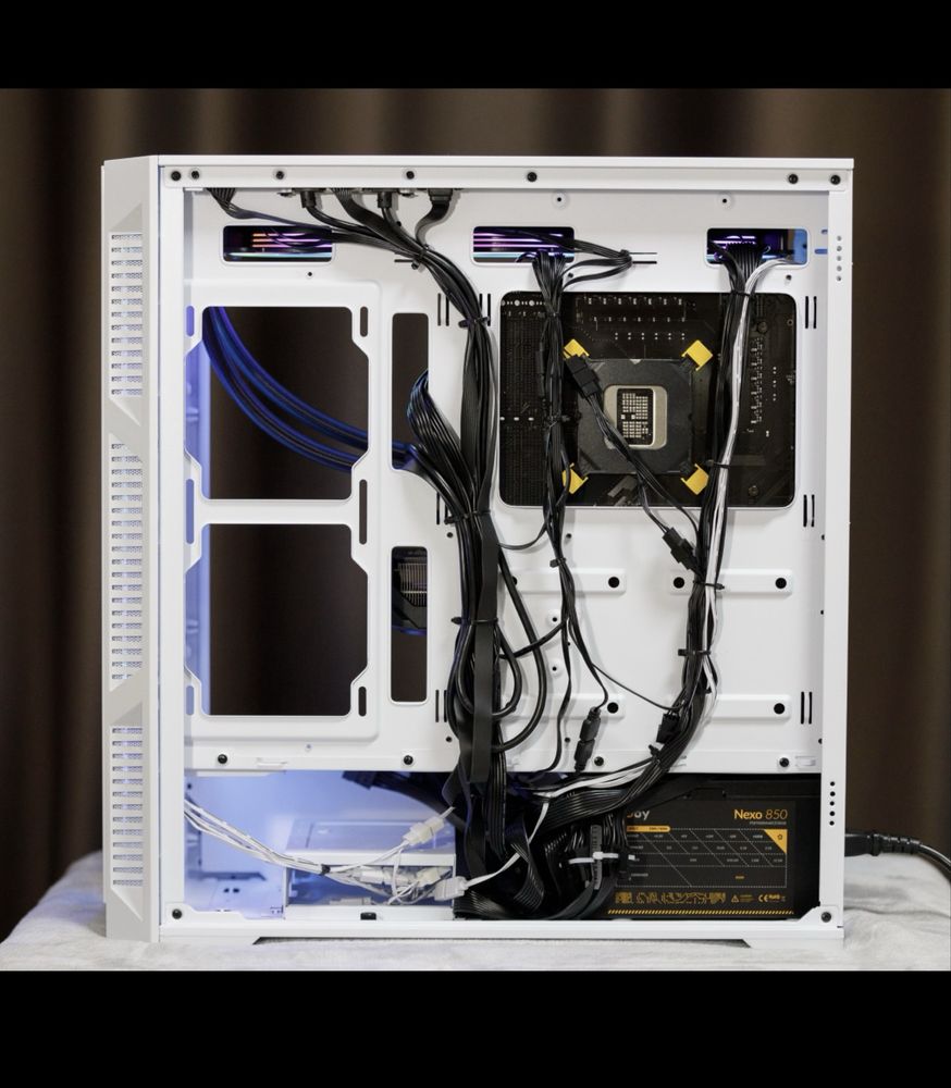 Urgent PC gaming i9, rtx 5070, ssd 2 tb