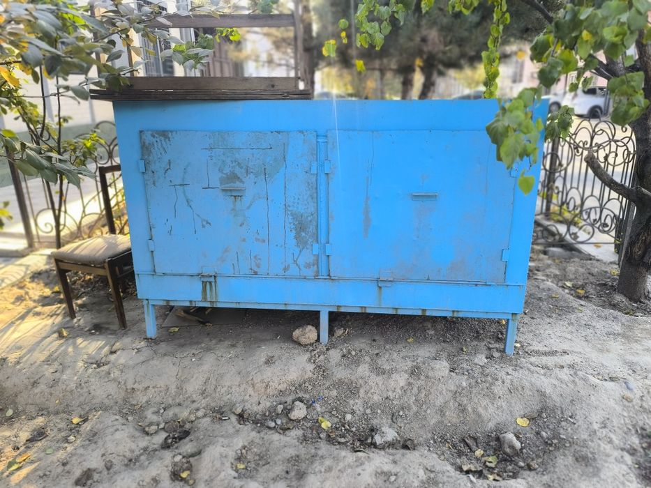 Срочно сотилади аквариум куп ишламаган холати алло .