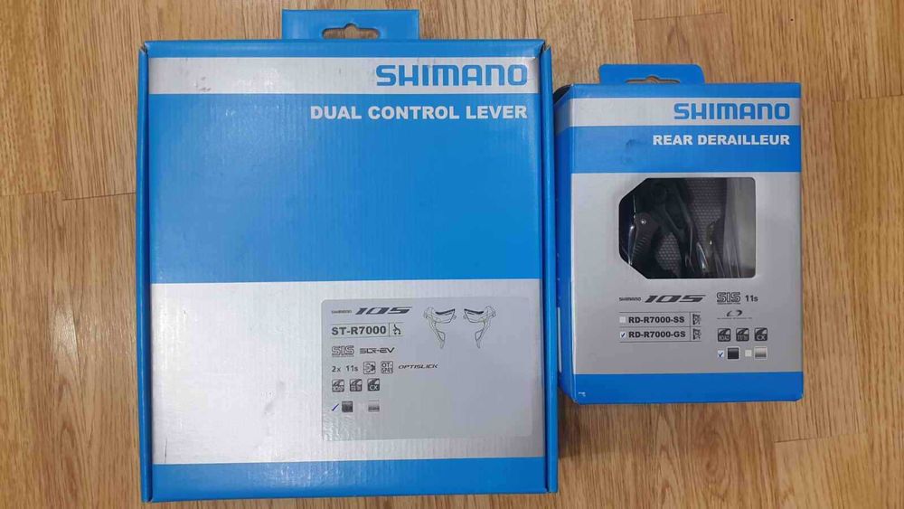 Manete Shimano 105 2x11 speed si schimbator spate Shimano 105 11 speed