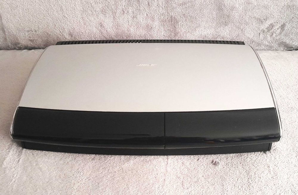 BOSE Media Center Lifestyle AV18