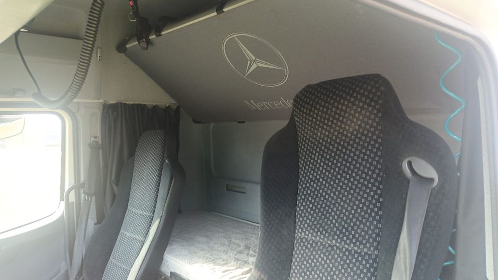 Vând Mercedes Atego 12.290 cu lift