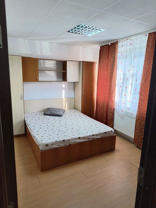 Se închiriază apartament 3 camere langa Kauflan320ENăvodari o74414o388