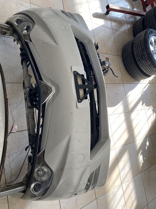 Toyota Estima ноускат