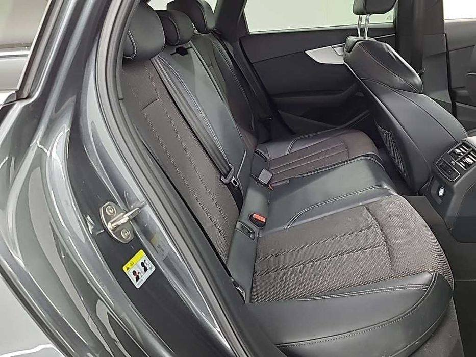 Audi A4 1.4  150CP  S-Line