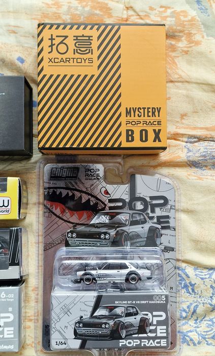 Модели Mini GT, POP RACE, Auto World, Matchbox Collectors, Masdi,