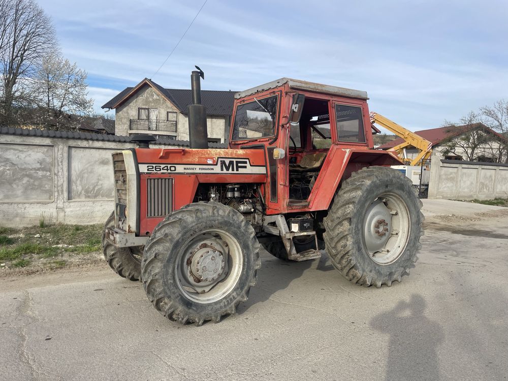 Tractor Massey Ferguson