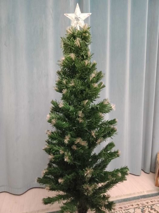 Елка новогодняя, искуственная