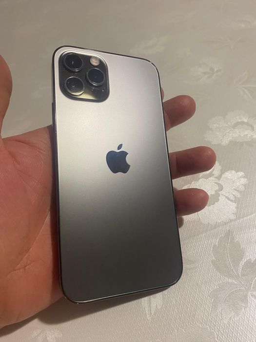 Продам IPhone 12 Pro 128GB