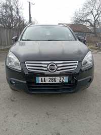 vand nissan qashqai +2