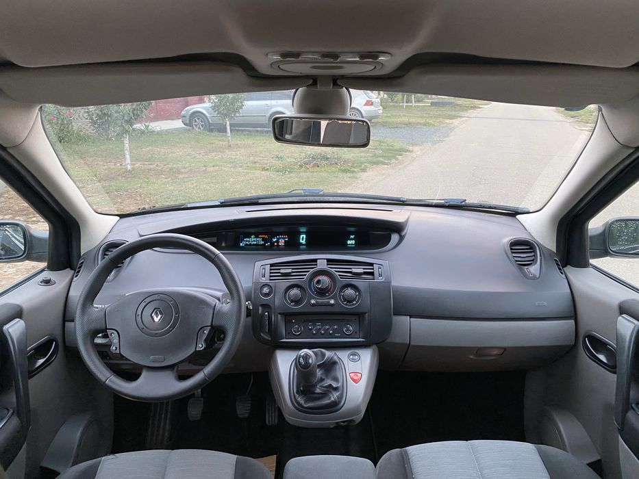 Renault Scenic 2 – 2007 – 1.5 dCi 106 CP – 1.050 €