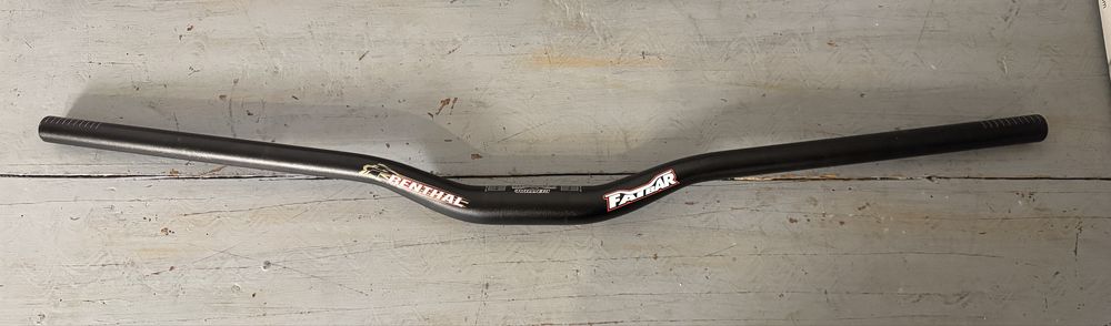 Renthal Fatbar 31.8 30mm rise 800mm кормило за велосипед