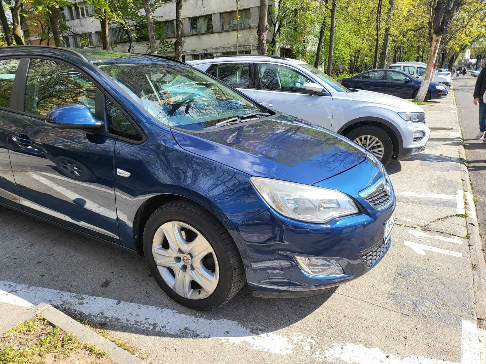 Opel Astra Sport Tourer 1.7 cdti