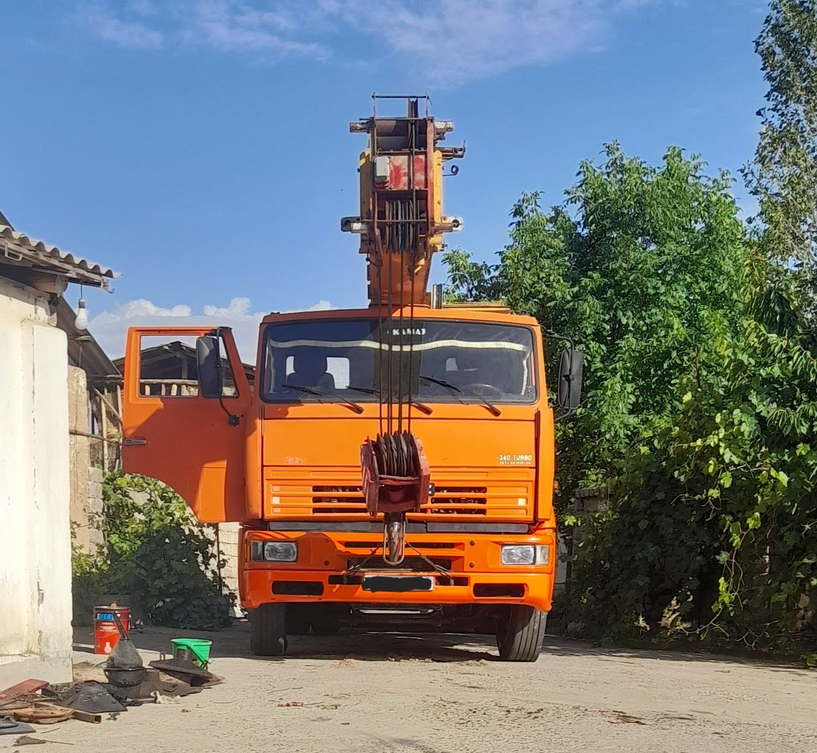 Автокран сотилади