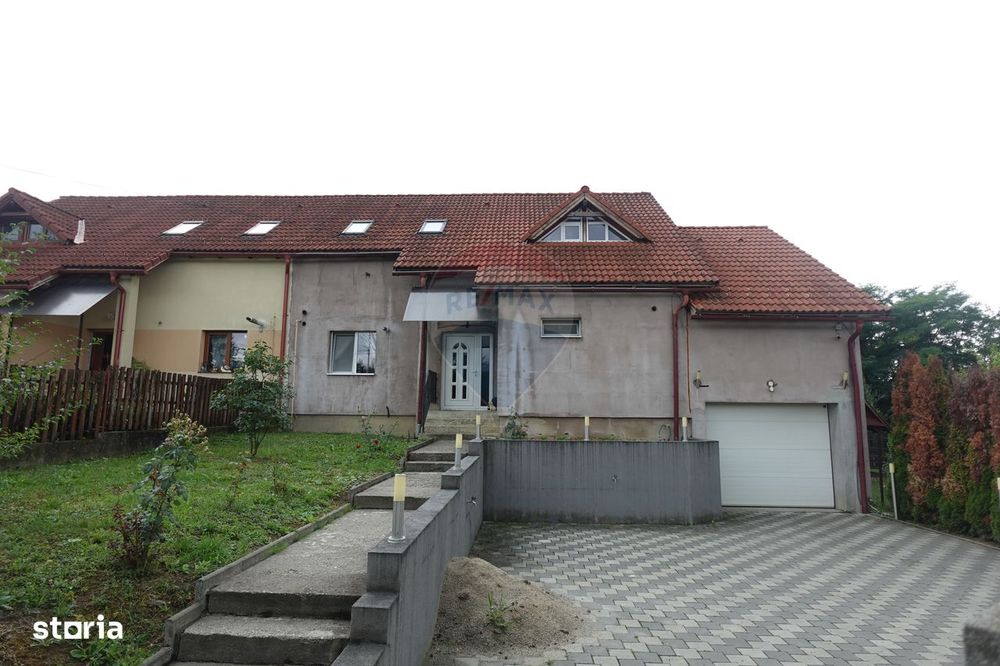 Casă cu 5 camere, de închiriat, în Baia Sprie