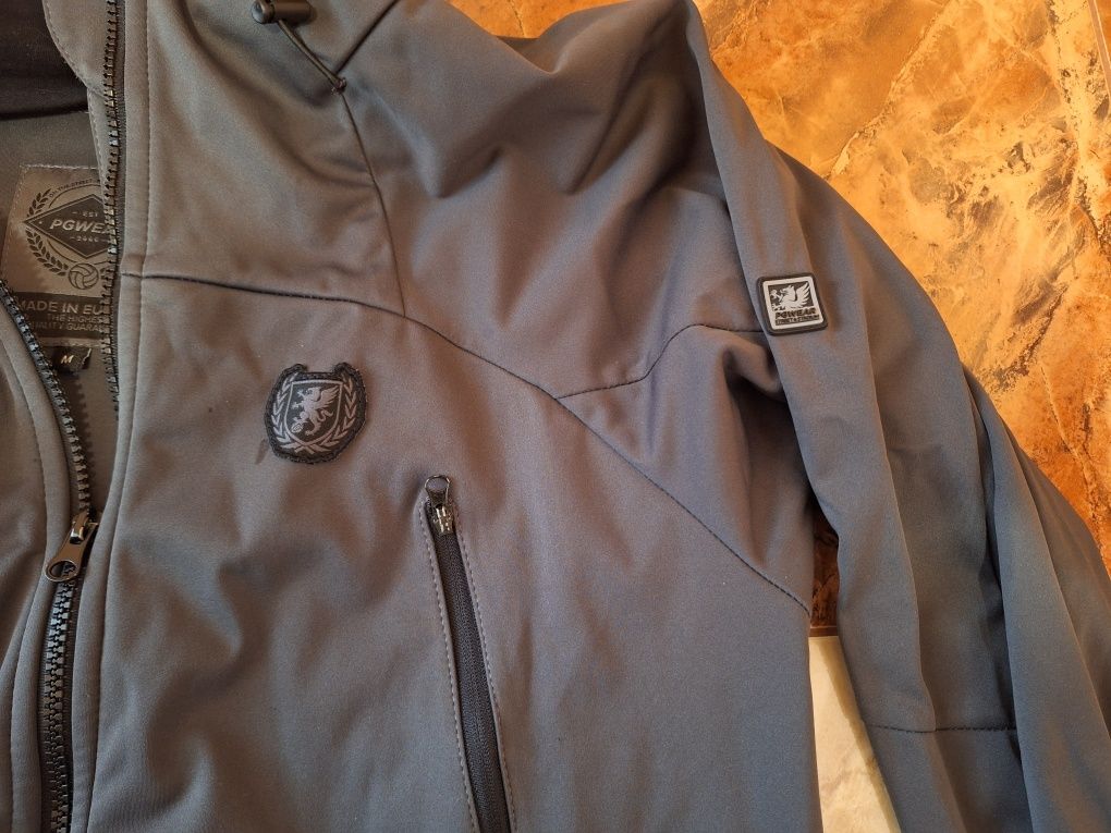 Яке PGWEAR с вградена маска