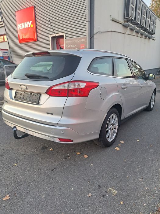 Ford Focus model Champion An 2012