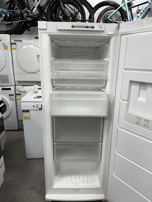 Фризер Siemens GS26V430 в отлично състояние.