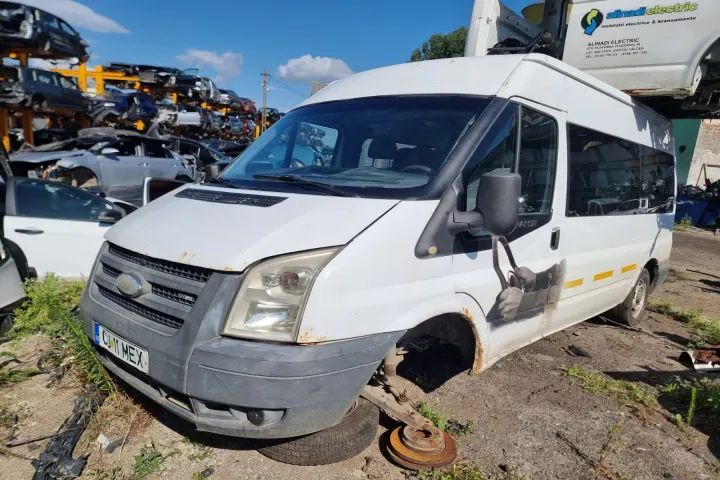 cutie de viteze manuala 6+1 trepte tractiune fata  Ford Transit 6 motor 2.2 tdci 130cp QWFA  dezmembrez