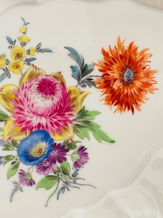 Meissen порцеланова чиния за сервиране , 26 см