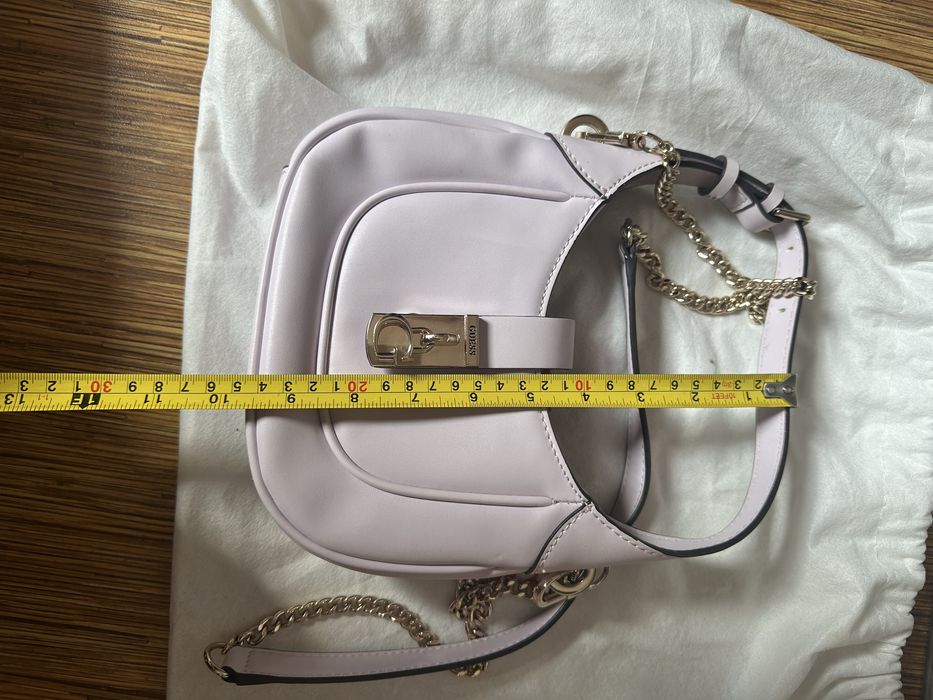Оригинална чанта Guess