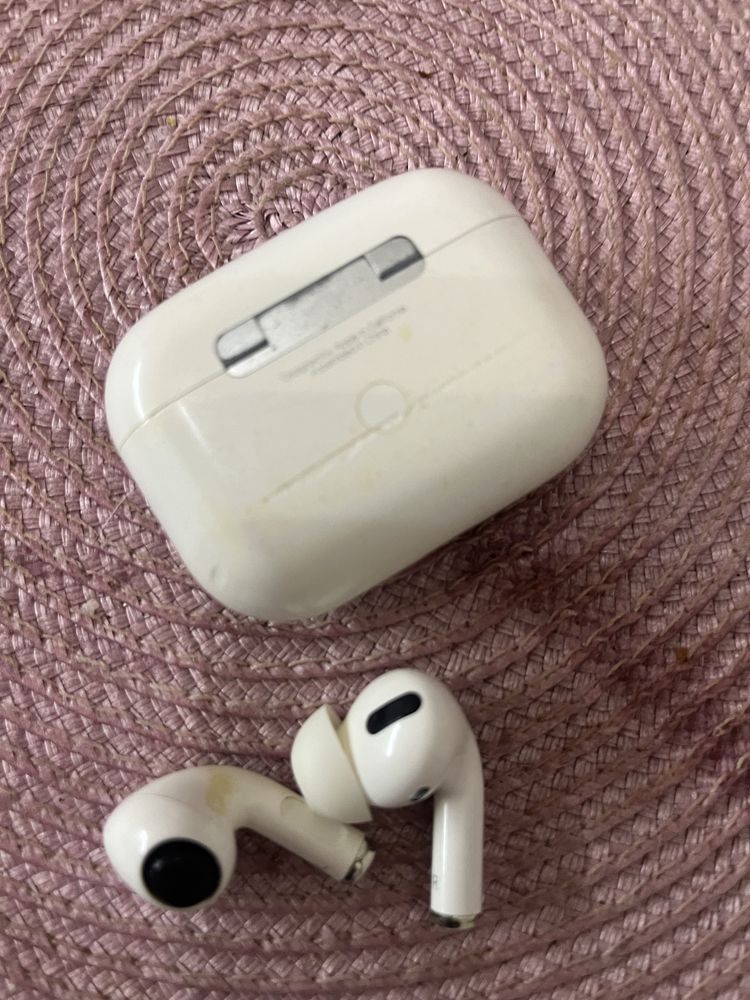 Airpoduri originale