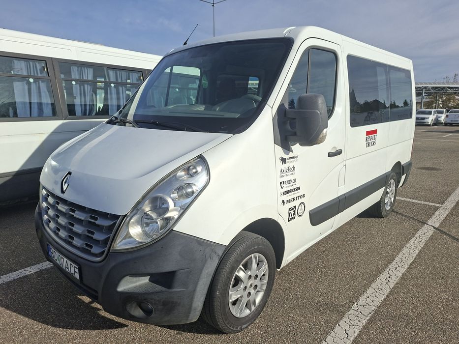 Renault Master 8+1