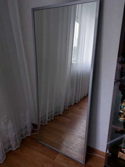 Продаётся зеркало