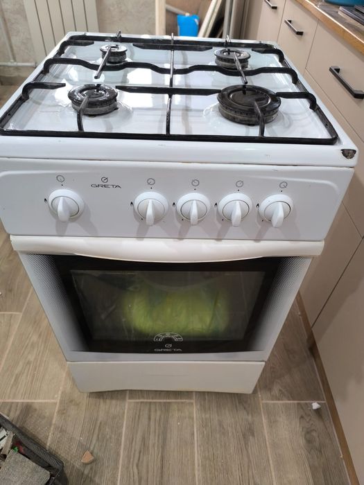 Газовая плита с духовкой