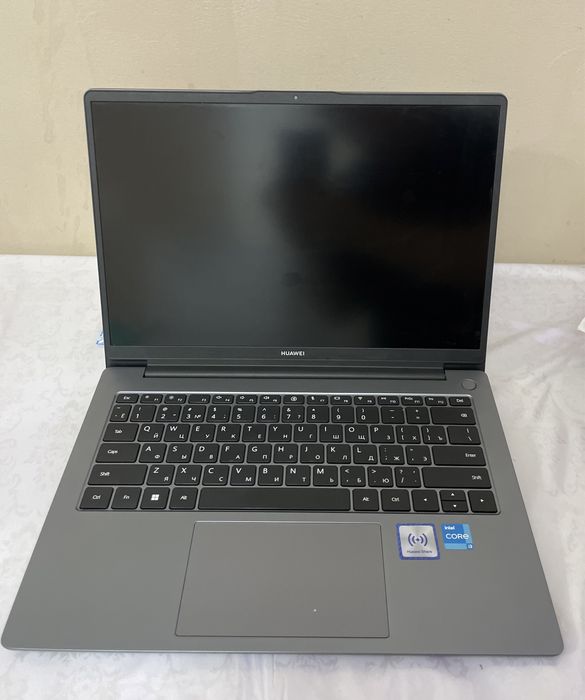 Ноутбук Huawei MateBook D14 14" / 8 Гб / SSD 256 Гб