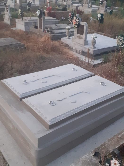 Execut cripte și de granit