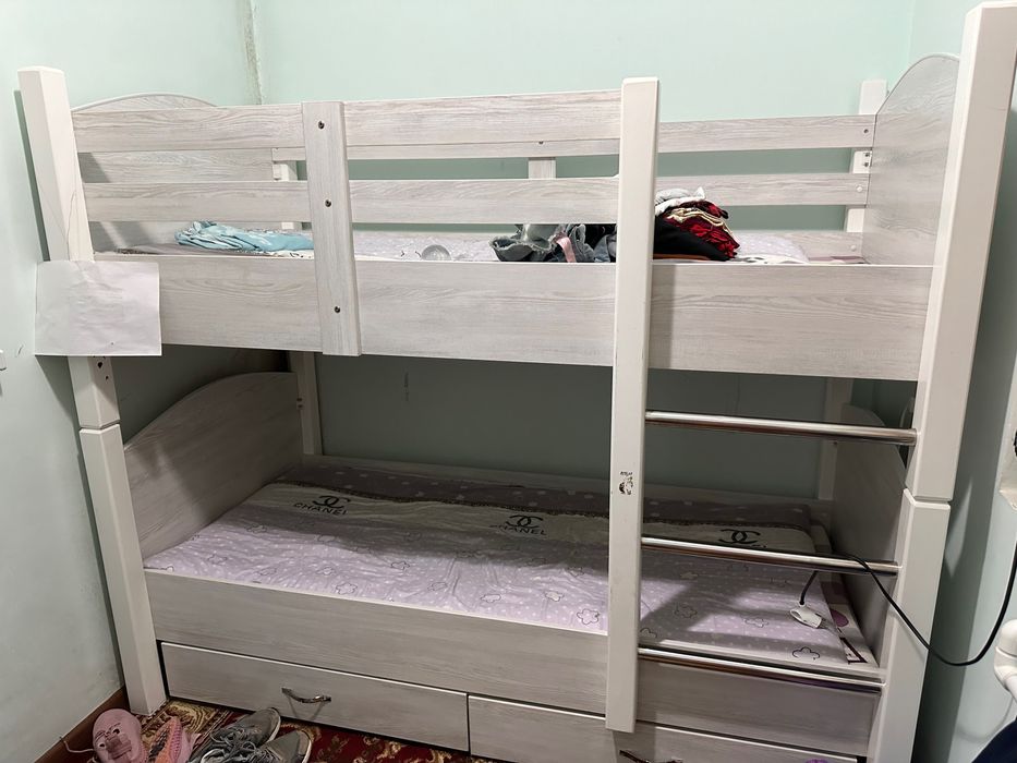 Mebel sotiladi holati alo