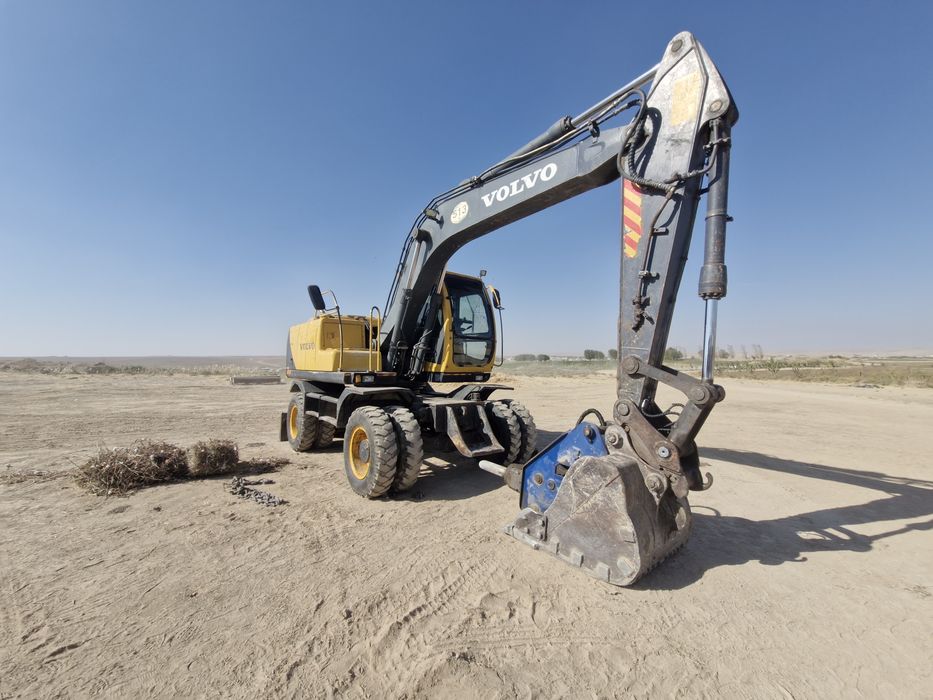 Экскватор Волво  130  год  выпуска 2002