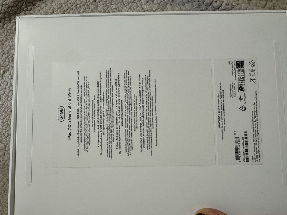 iPad 64GB /10th Generation/