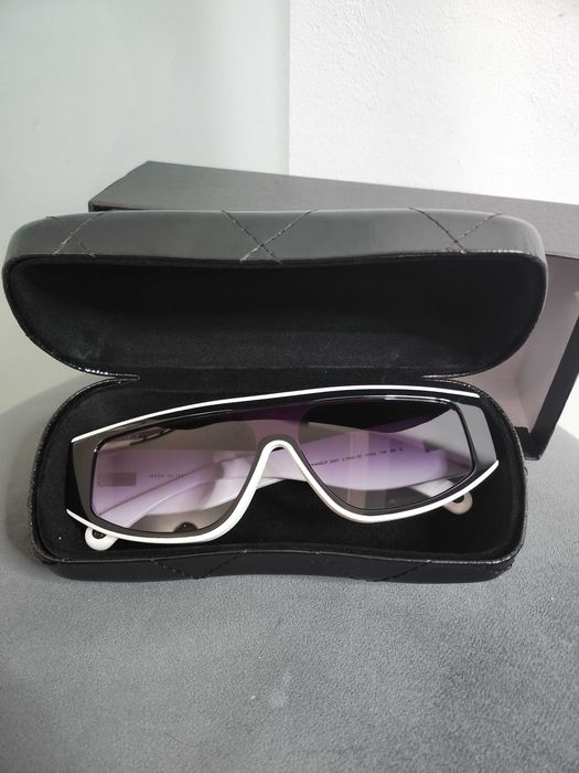 Ochelari de soare Chanel