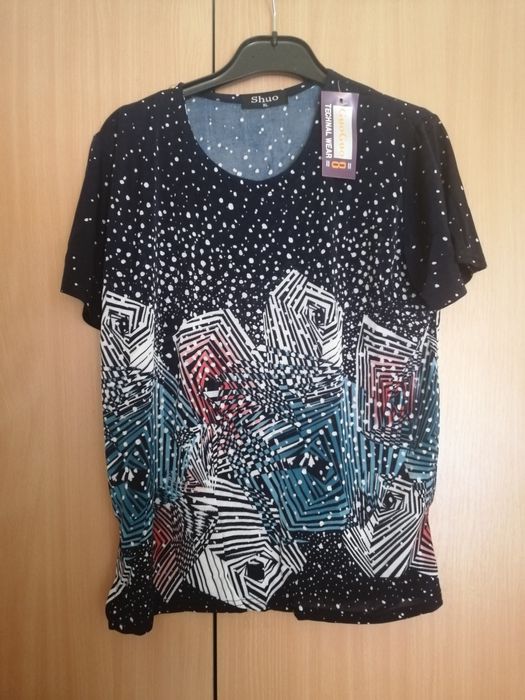 Bluze de dama subtiri