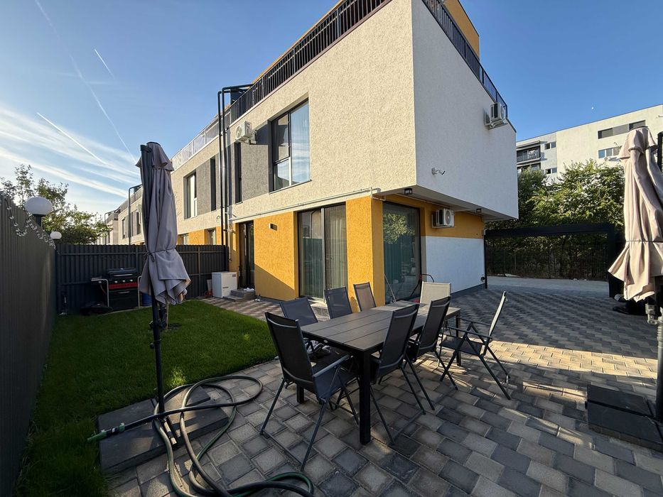 Casa finalizata - 4 camere 4 bai - Titan Gura Fagetului - Pallady