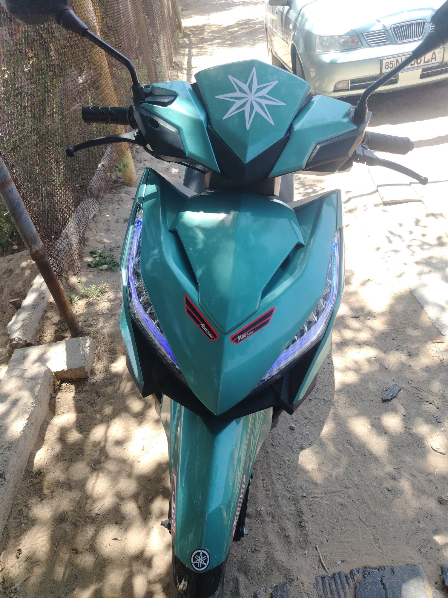 Продаётся скутер Honda Click 175
