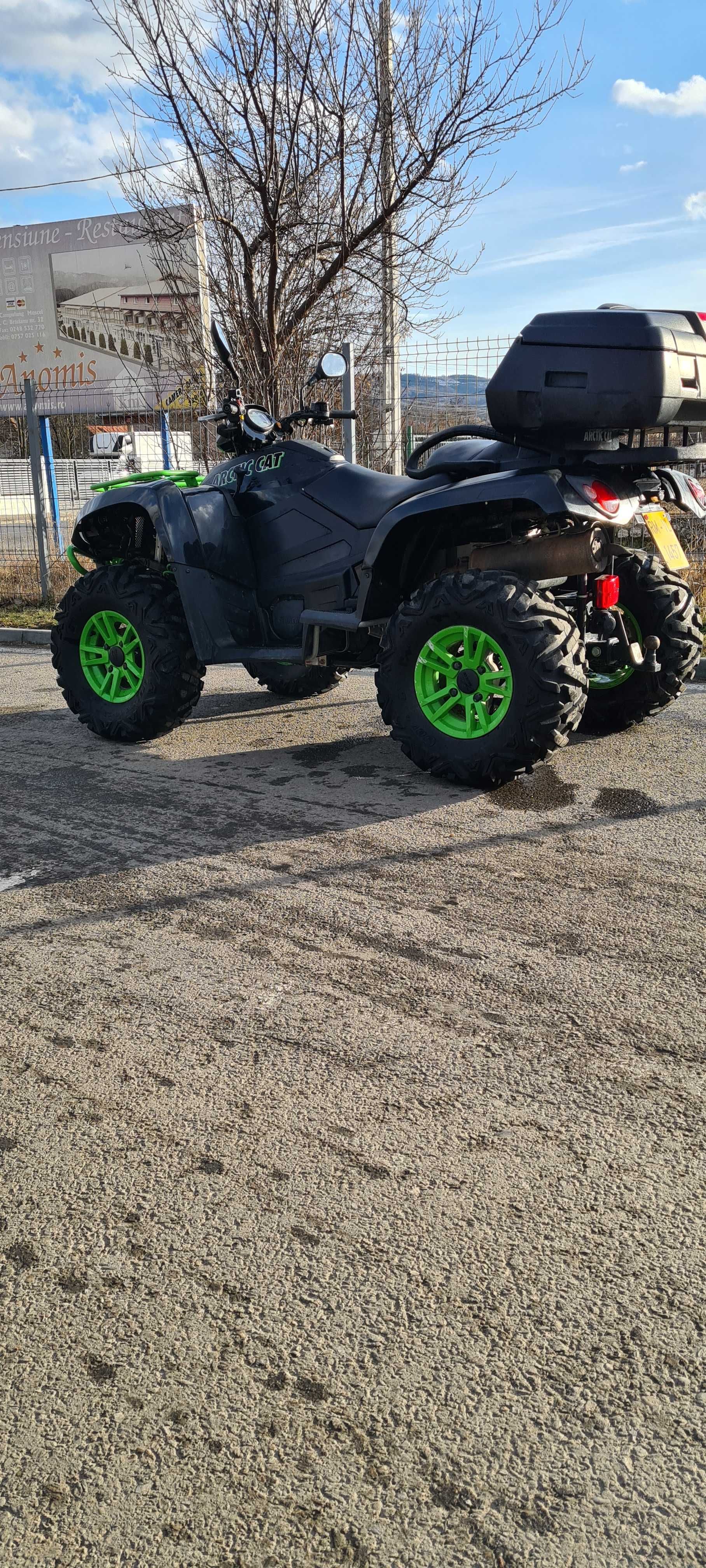 Atv trv Arctic Cat 700 (Can Am, Polaris)