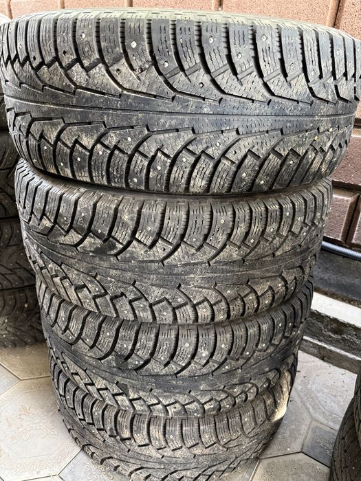 Зимняя шипованная резина Nokian Nordman 5 SUV 265 65 R17